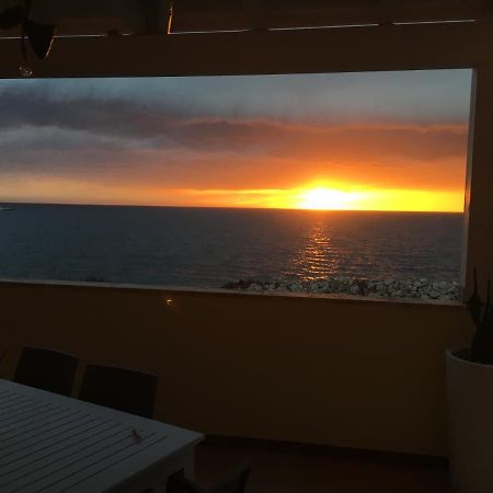 Casa Vacanze Nord-Ovest ガリポリ エクステリア 写真