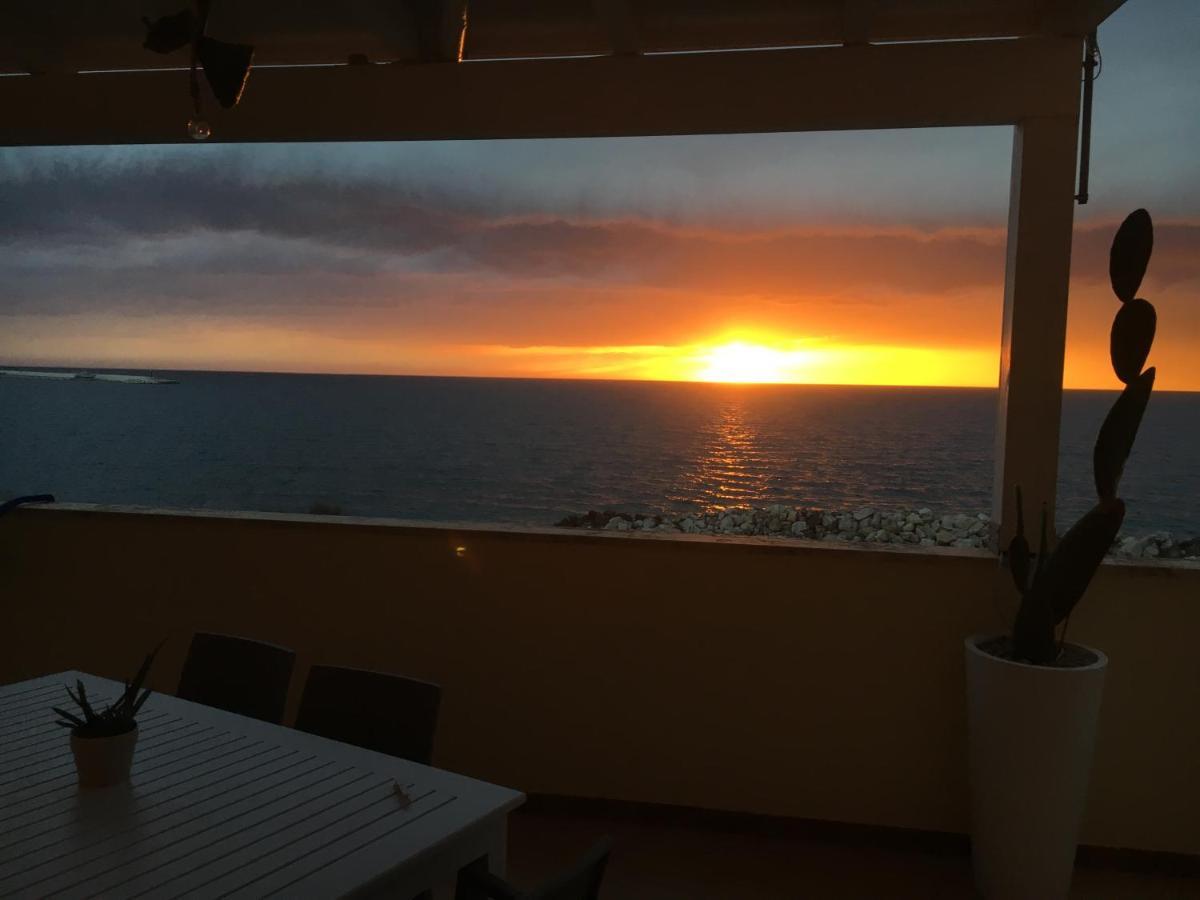 Casa Vacanze Nord-Ovest ガリポリ エクステリア 写真