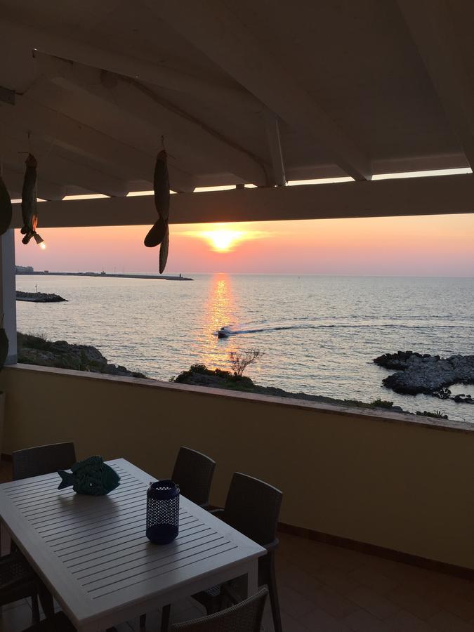 Casa Vacanze Nord-Ovest ガリポリ エクステリア 写真