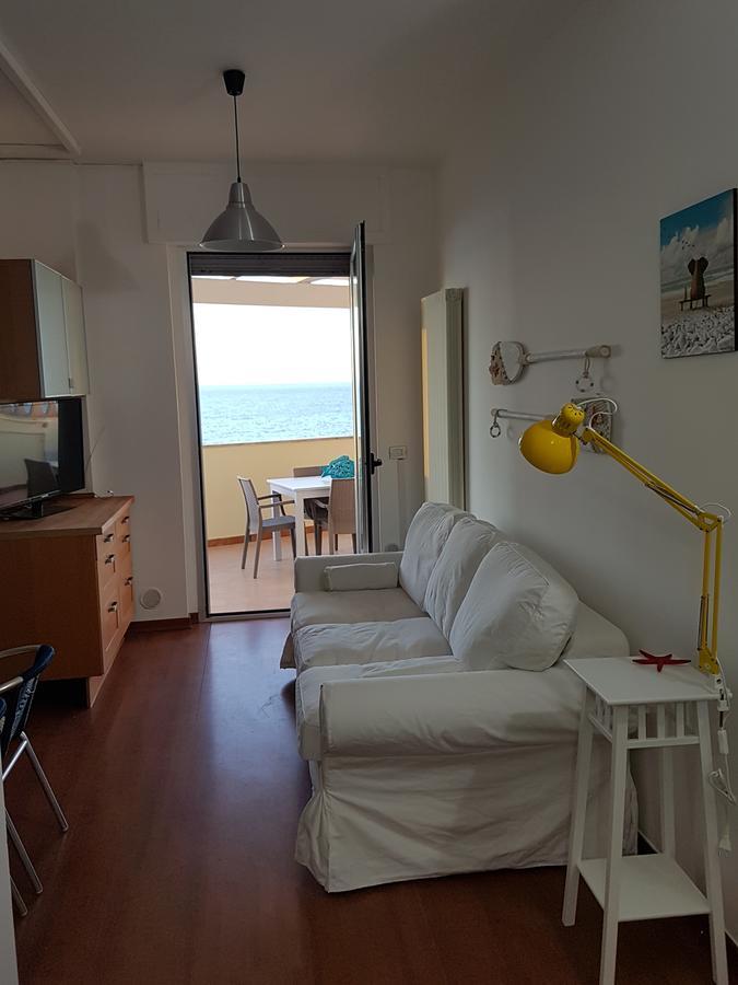 Casa Vacanze Nord-Ovest ガリポリ エクステリア 写真